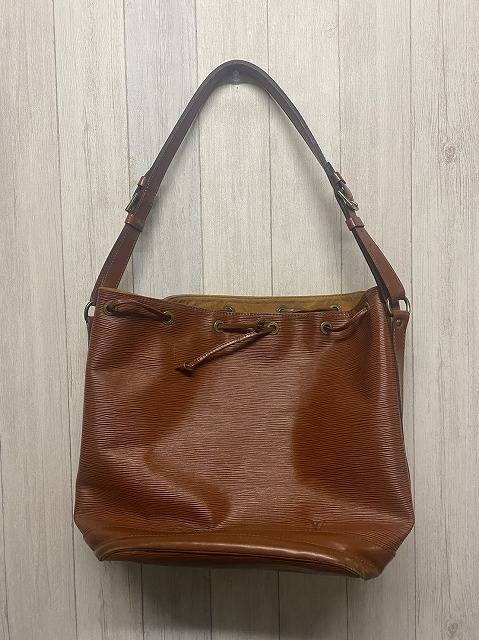 ルイヴィトン|エピ巾着